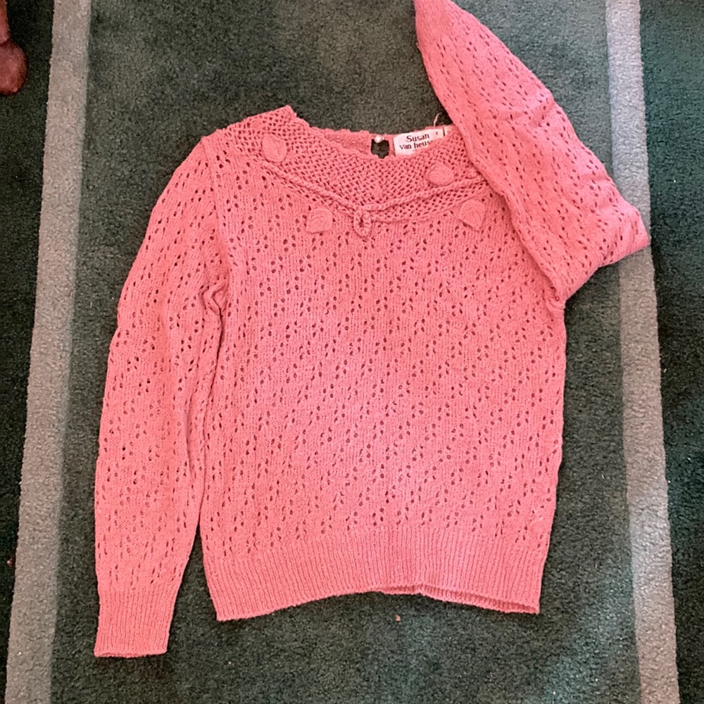 Susan van Heusen Mauve Pullover Sweater 100% Acrylic, Size Medium, Excellent!